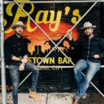 Justin Theroux Instagram - Dog walks into a bar… First ever @stetsonusa and @raysbarnyc classic Open Road collab hats. 🇺🇸 🤠 Available now only on Stetson.com New York City
