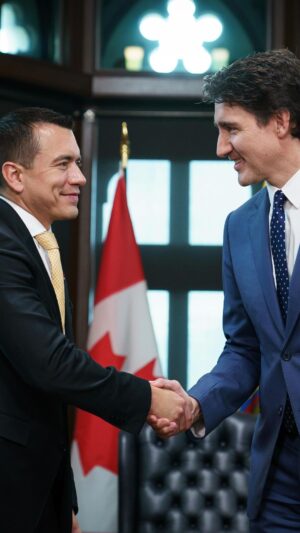 Justin Trudeau Instagram - Canada and Ecuador share many priorities – like growing our economies, protecting our environment, developing clean energy, and advancing gender equality. I spoke about that and more with President @DanielNoboaOk today. Together, we’re working for Canadians and Ecuadorians.
🇨🇦
Le Canada et l’Équateur ont plusieurs priorités communes – comme la croissance économique, l’environnement, l’énergie propre et l’égalité des sexes. J’en ai discuté avec le président @DanielNoboaOk, aujourd’hui. Ensemble, nous travaillons pour les Canadiens et les Équatoriens.