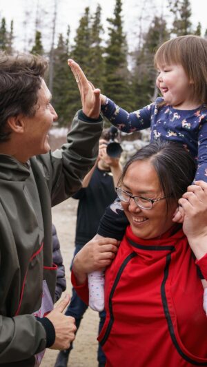 Justin Trudeau Instagram - That’s a wrap on 2023 – we’ve made a lot of progress this past year, but there’s more to do in 2024.
🇨🇦
Voilà qui conclut l’année 2023. Nous avons fait bien des progrès au cours de l’année, mais il en restera à faire en 2024.