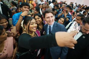Justin Trudeau Instagram - Decade after decade, the Tamil community has helped shape the Canada we know and love – and has contributed so much to our country’s success. When we came together in Laval today to mark Tamil Heritage Month, we made sure to celebrate those contributions. Nandri!
🇨🇦
Depuis des décennies, la communauté tamoule aide à façonner le Canada que nous chérissons, en plus de contribuer grandement à sa réussite. À Laval, aujourd’hui, nous nous sommes réunis pour marquer le Mois du patrimoine tamoul et les contributions de la communauté. Nandri!