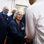 Justin Trudeau Instagram - There’s nothing like sharing meals and sweets on Diwali and Bandi Chhor Divas. And for families across the Greater Toronto Area, there’s no better place to get them than Samosa and Sweet Factory. Thanks for the tour today – everything looked delicious! 🇨🇦 Il n’y a rien comme partager des repas et des desserts le jour de Diwali et de Bandi Chhor Divas. Et pour les familles du Grand Toronto, il n’y a pas meilleur endroit pour se les procurer que Samosa et Sweet Factory. Merci pour la visite, aujourd’hui – tout avait l’air délicieux. Etobicoke, Ontario