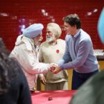 Justin Trudeau Instagram - Stopped in at Brampton’s Susan Fennell Sportsplex this afternoon and made some new friends. To everyone who was there celebrating Diwali and Bandi Chhor Divas: I hope you have a great time – and good luck with the rest of your card games, too! 🇨🇦 Je me suis arrêté au Susan Fennell Sportsplex de Brampton cet après-midi et je me suis fait de nouveaux amis. À tous ceux qui célèbrent Diwali et Bandi Chhor Divas : j’espère que vous passerez de bons moments – et bonne chance dans vos prochaines parties de cartes! Brampton, Ontario
