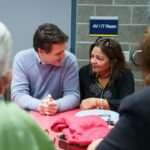 Justin Trudeau Instagram - Stopped in at Brampton’s Susan Fennell Sportsplex this afternoon and made some new friends. To everyone who was there celebrating Diwali and Bandi Chhor Divas: I hope you have a great time – and good luck with the rest of your card games, too! 🇨🇦 Je me suis arrêté au Susan Fennell Sportsplex de Brampton cet après-midi et je me suis fait de nouveaux amis. À tous ceux qui célèbrent Diwali et Bandi Chhor Divas : j’espère que vous passerez de bons moments – et bonne chance dans vos prochaines parties de cartes! Brampton, Ontario