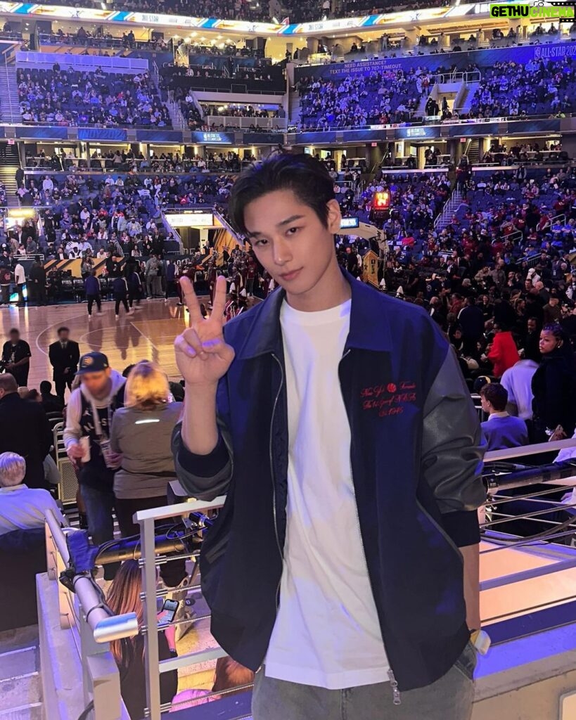 Juyeon Instagram - It was an honor to be at the All Star Weekend⭐️⭐️ #nba #allstarweekend #nbastyle_kor