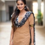 Kaavya Arivumani Instagram - Comfo 🖤 Outfit :@thayalkadai 📷@_niki_photographyy Accessories @earingloverz #raw-pictures#instagram#kaavya#kaavyaarivumani #nomakeup