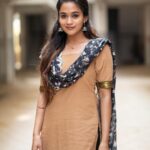 Kaavya Arivumani Instagram - Comfo 🖤 Outfit :@thayalkadai 📷@_niki_photographyy Accessories @earingloverz #raw-pictures#instagram#kaavya#kaavyaarivumani #nomakeup
