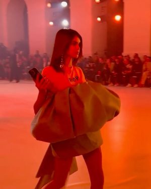 Kaia Gerber Instagram - for you, V 🕊 @off____white 

we all felt you there last night. we were all waiting for you to walk through the door. we all love you so much. thank you for your art, you changed the world. 

VIRGIL FOREVER