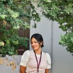 Kalyani Anil Instagram - 🤍🌸 Stealing @sonu_.sajeev ‘s udup 😌 📸 @_.vichuuuu_ 🫶🏻 #college #marivanioscollege Mar Ivanios College