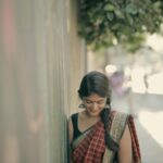 Kalyani Anil Instagram - 🍂✨ Wearing Ammas saree🫣 📸 @dulkifil_photography Manaveeyam Veedhi