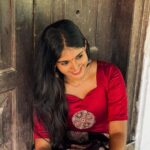 Kalyani Anil Instagram - It’s in her eyes ♥️ 👗 @ar_handlooms_kuthampully Kuthiramalika Palace