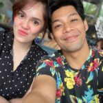 Kamal Adli Instagram - happy birthday to my special girl @uqashasenrose2 .. sy taw how awak sad sebab pkpd jatuh bday awk.. maafkan sy jauhh pulak this year seberang daerah.. apa pun semoga Allah panjangkan umur..murah rezeki, di permudahkan segala urusan termasuk urusan kita 😊 semoga di kurniakan kesihatan berpanjangan, di makbulkan segala doa.. ur strong girl.. tabah kuat dan cergas (mcm iklan susu pulak) insyaallah yang baik2 je sy doakan untuk awak ya! still young still banyak lagi untuk di capai insyaallah.. tak lama lagi dah tak single okkk!! 😍😍 stay cantik n always cantik punnnn.. Ya Allah kau lindungilah diaa dan peliharahlah dia sebaiknya amin 🙏🏻 i ❤️u soo much cik tunang 😘