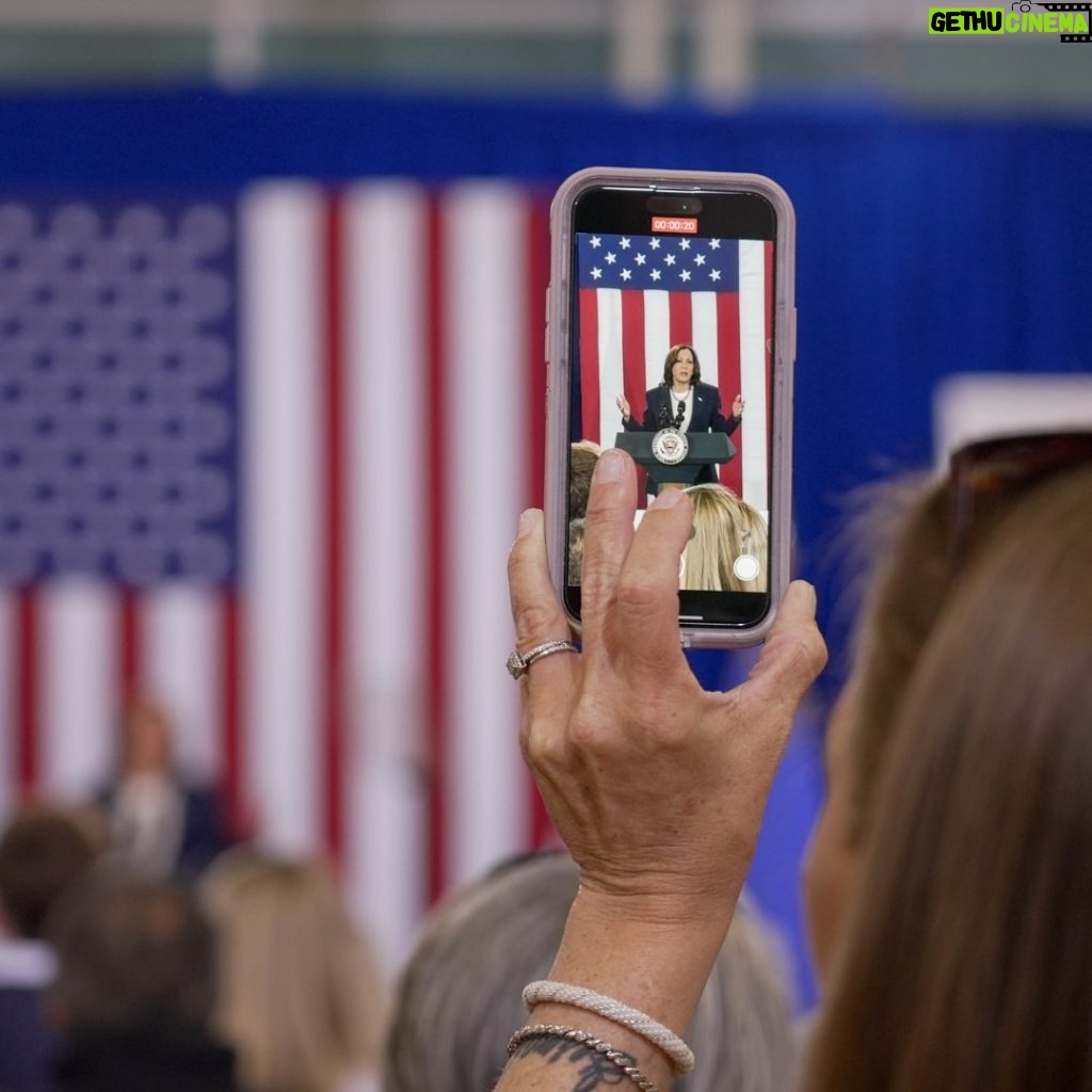 Kamala Harris Instagram - President Biden and I are guided by a fundamental belief: We work for you—the American people. And every day, we fight for you. Donald Trump has made clear time and time again that his fight is not for the people. He fights for himself.