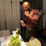 Kamaru Usman Instagram - Dinner last night was wonderful thank you @audemarspiguet for having me and my guy @smaffi88 🫶🏿🫶🏿 Milan, Italy