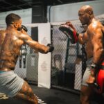 Kamaru Usman Instagram - I approve these hands 👐🏿👊🏿 #OBJ #USMAN 📸 @patty_cuts