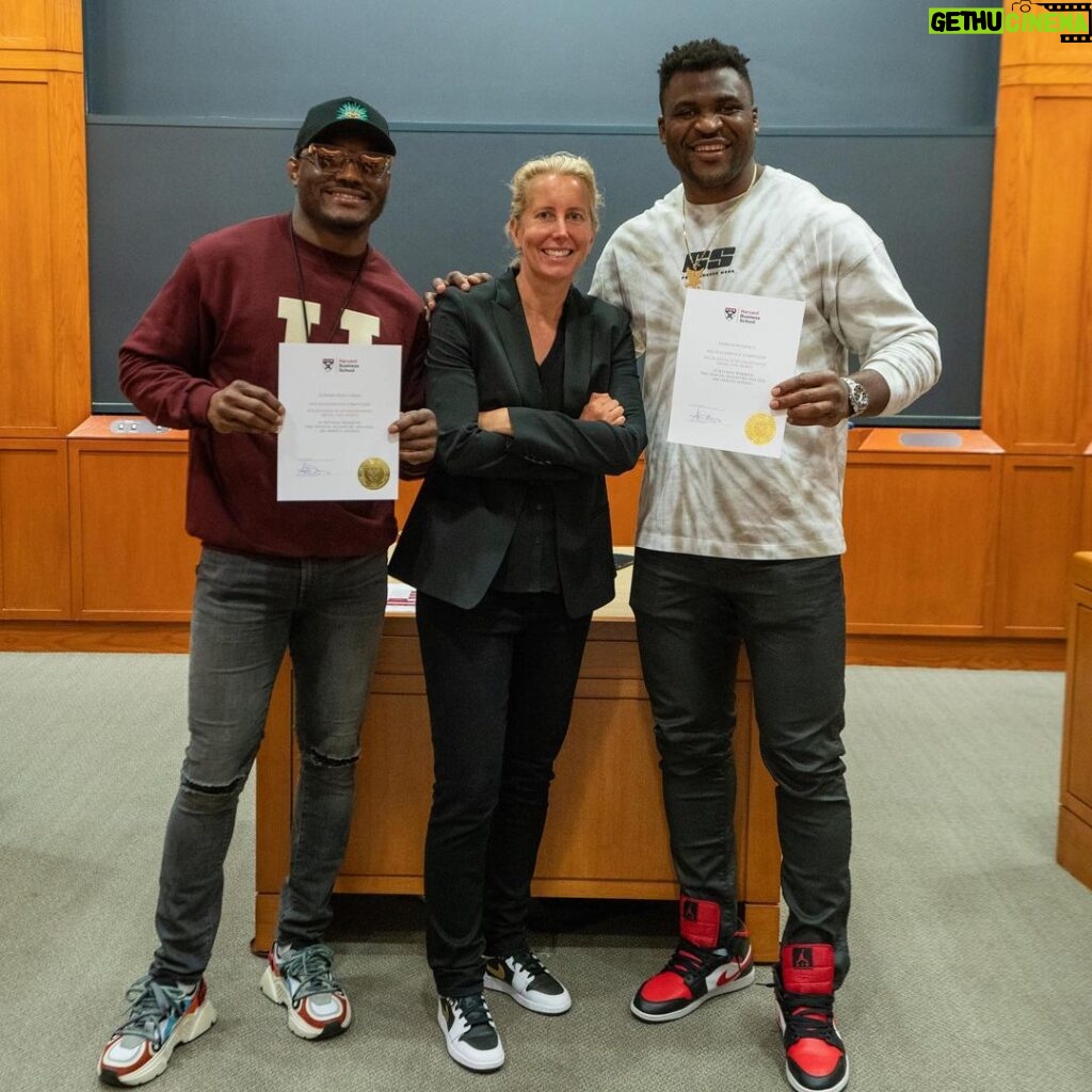 Kamaru Usman Instagram - HARVARD BEMS 2023 🫶🏿🙏🏿