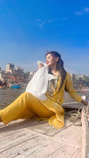 Kanchi Singh Instagram - 💛
.
.
#reelkarofeelkaro #reelinstagram #reelitfeelit #reelindia