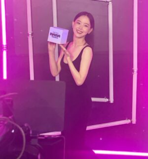 Kang Han-na Thumbnail - 136.1K Likes - Top Liked Instagram Posts and Photos