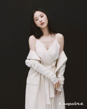 Kang Han-na Thumbnail - 118.4K Likes - Top Liked Instagram Posts and Photos