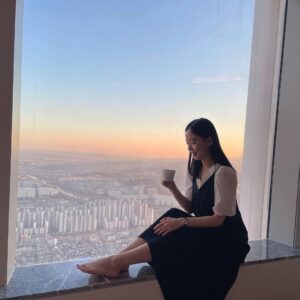 Kang Han-na Thumbnail - 175.6K Likes - Top Liked Instagram Posts and Photos