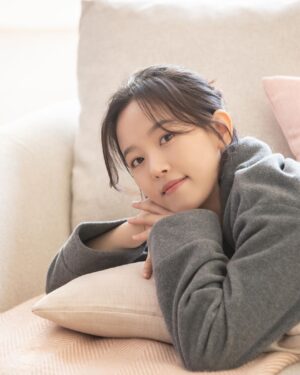 Kang Han-na Thumbnail - 382.8K Likes - Top Liked Instagram Posts and Photos