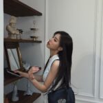 Kang Hye-won Instagram - #AD #MulberryLilyZero #MulberryMadeToLast