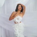 Kaori Oinuma Instagram - #ABSCBNBall2023 Styling • @myrrhlaoto @edjgalang @mayannstagram @mesmyrrhized @mr.carlitobaldemoro @cuyuganjeli Photography • @andreabeldua Set Design • @randylazaro_ Fashion • @lsw_ph Jewelry • @jj_jiao Makeup • @aguevara_ Hair • @brixbatalla Nails • @extraordinail @metrodotstyle @metromagph @charismadelaine