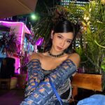 Kaori Oinuma Instagram - party on a monday night #vogueyoungblood @voguephilippines makeup: @aronguevara_ hair: @brixbatalla stylist: @myrrhlaoto @edjgalang