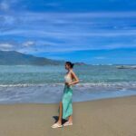 Kaori Oinuma Instagram - if i could live here 💚 used my fave sunscreen from @tokyowhite.ph 🌸