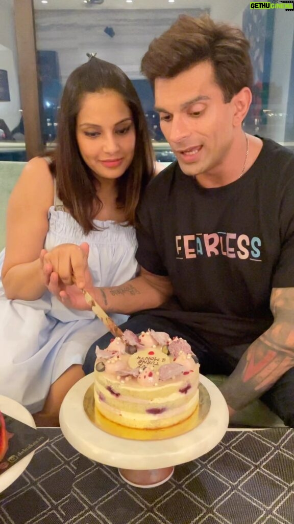 Karan Singh Grover Instagram - And just like that Devi is one month old ❤️🙏🧿 Thank you everyone who keeps sending Devi love and blessings . We are very grateful🙏 Durga Durga 🙏🔱 #monkeylove #newparents #grateful #jaimatadi #onemonthbirthday #devi