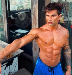 Karan Singh Grover Instagram - 🔱
Crisp.