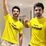 Karan Wahi Instagram - Happy Birthday kumbh ke mele waale Bhai @arjitaneja May u Never Get Lost in a MELA 😜 May u Shine the Brightest in Life May u have the second best physique out there😅😅😅 May u Find Even Things That iam looking for 😝😝😝 Ab aur kya dua karoon… HAPPY BITTHDAY
