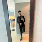 Karan Wahi Instagram - 🇸🇬 Styled by @vidushi.s_ Suit @bharat_reshma Trouser @nm_design_studio Shoes @bugattishoes.in