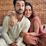 Karan Wahi Instagram - Dil Hai Chota Sa Badhi ho Gai ASHA Masti Bhare Mann ki Bholi toh Bilkul Nahi Rahi ASHA… @ashanegi @arjitaneja #moments #waali #pictures