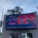Karen Polinesia Instagram - AHORA SI!!! Todos van a poder disfrutar del SHOW #JUMP en sus casas y saber más sobre este gran show que dimos durante 2 años de gira! Gracias a todos los que hicieron realidad este gran sueño, desde llevar una idea a un escenario y ahora en una PELÍCULA DOCUMENTAL #JUMP en @disneyplusla GRACIAS!!! 👐🏽👐🏻👐🏿