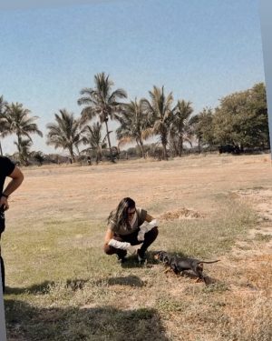 Karen Polinesia Instagram - Y ME VOLVÍ A AVENTAR 🪂 ahora con el loco de JUANPA!! Vayan a ver su video esta increíble lleve a unos invitados especiales