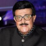 Karim Abdel Aziz Instagram - مع السلامة يا أستاذ الكوميديا فى العالم العربى .. ربنا يرحمك و يسكنك فسيح جناته .. سنظل طول ما احنا عايشيين فاكرينك و لا يمكن لأى شخص مصرى أو عربى ينسى اللى عاش عمر بحاله يفرح الناس و يبسطهم بأرقى أنواع الفنون .. وداعا يا سمورة .. 🙏🏼🙏🏼🙏🏼