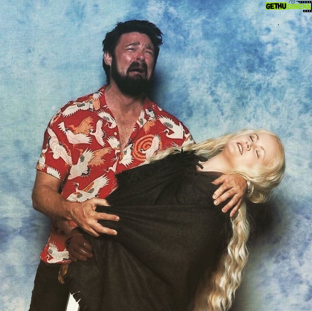 Karl Urban Instagram - Hey @dragoncon 🦹‍♀️ Let’s have fun this weekend! @jack_quaid and I will be onsite talking @theboystv Sat and Sun💥 See ya there 😎📸 🧟‍♀️🧝🏽‍♂️👨🏼‍🎤