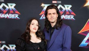 Kat Dennings Instagram - ♥️⚡️
