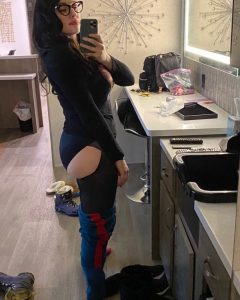 Kat Dennings Instagram - It’s the 1 year anniversary of @wandavision so here is me breaking my spanx on my first day in the circus outfit