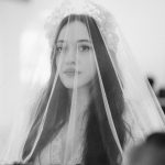 Kat Dennings Instagram - headpiece of dreams 🪽