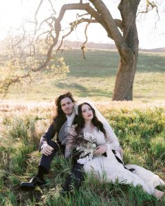 Kat Dennings Instagram - 🔔 just married 🔔