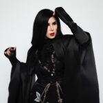 Kat Von D Instagram - 🌹🖤🌹 Hand painted gown by: @aganovich Photographer: @travis_shinn
