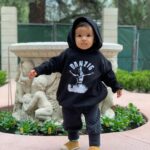 Kat Von D Instagram - Not that long ago, Leafar barely reached the top of this wishing well, and now he’s almost twice it’s height! 🙀 Not a day passes me where I don’t try and soak up every moment with my little one, but I gotta be honest, it’s going by way too damn fast! 🙀
