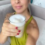 Kate del Castillo Instagram – Morning! #workout #katelifestyle #coffee