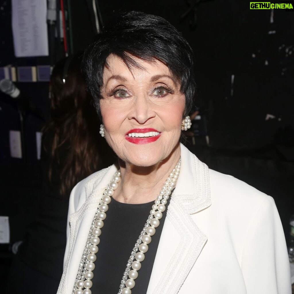 Katie Couric Instagram - Chita Rivera, the extraordinarily talented Broadway 🌟 who originated roles in “West Side Story,” “Bye Bye Birdie,” “Chicago” and “Kiss of the Spider Woman,” won two competitive Tony Awards, and became one of the most honored Latina entertainers of her generation, died Jan. 30 in New York. She was 91. 💔 Rivera’s death was announced by her daughter, Lisa Mordente, who said she died in New York after a brief illness. Rivera first gained wide notice in 1957 as Anita in the original production of “West Side Story” and was still dancing on Broadway with her trademark energy a half-century later in 2015’s “The Visit.” In August 2009, Rivera was awarded the Presidential Medal of Freedom, the highest honor the U.S. can give a civilian. Ms. Rivera won Tonys for “The Rink” in 1984 and “Kiss of the Spider Woman” in 1993. When accepting a Tony Award for Lifetime Achievement in 2018, she said “I wouldn’t trade my life in the theater for anything, because theater is life.” Rivera married fellow “West Side Story” performer Tony Mordente in 1957. The marriage ended in divorce. Their daughter, Lisa, also became a performer who occasionally appeared on Broadway, garnering a Tony nomination in 1982 for “Marlowe.” On a personal note, in 2002, Chita participated in an event I helped organize to raise money for colon cancer research and the Jay Monahan Center at New York Hospital. It was a tribute to the music of West Side Story. Chita, Rita Moreno and Bette Midler sang America. It was amazing. And Chita was so lovely to lend her talent to the evening. Thank you Chita…for everything. ❤️ 📸: @gettyimages