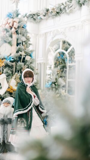 Katsamonnat Namwirote Instagram - All I want for Christmas is you ! ❄️✨ #christmas #cooheart