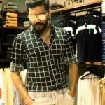 Kavin Instagram - #PazhayaPhoto Costume la sathyama endhu illa.. sathya odadhu @njsatz 😁