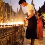 Kawin Imanothai Instagram – ฝันดีวันจันทร์ครับเอาบุญมากฝากทุกคน :) #พรุ่งนี้กลับแล้ว photo by @hon_jira #ชาวพม่าก็ดูละครไทยน่ะ :) #มิงกะละบา Shwedagon Pagoda