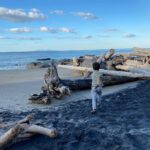 Kaya Scodelario Instagram - We’ve been exploring more of beautiful New Zealand the last few weeks. From Volcanic beach’s to Geysers. Truly amazing place 💜🪴 Coromandel, New Zealand