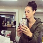 Kaya Scodelario Instagram - Okay but can I actually have my hair like this everyday??? 😍 Can’t wait for you all to meet Hermia soon on @bbcone @officialagathachristie #thepalehorse #60s